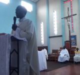 CELEBRATION DE LA SOLENNITE DU SAINT SACREMENT A LA PAROISSE BURURI